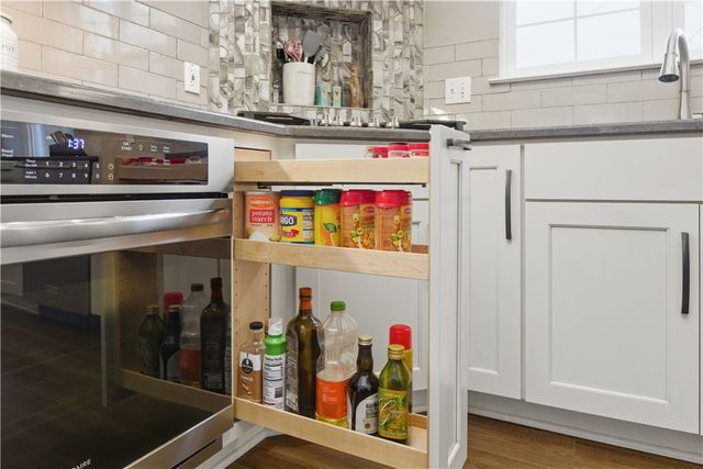 103 Woodcrest Pl, Peters Twp, PA 15367