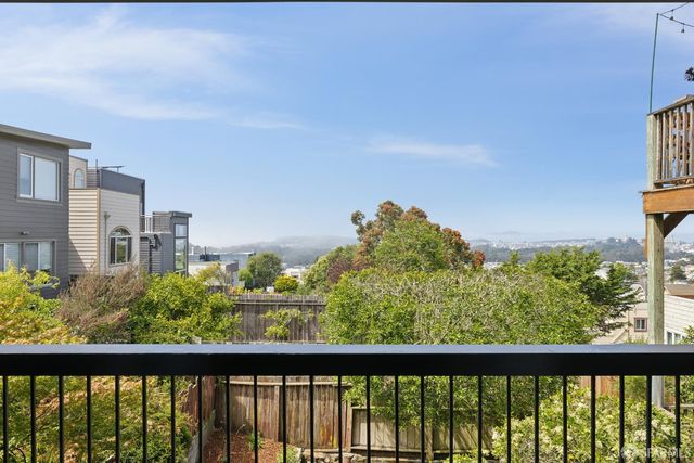 324 Noriega Street, San Francisco, CA 94122