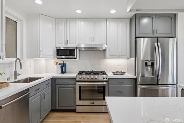 324 Noriega Street, San Francisco, CA 94122