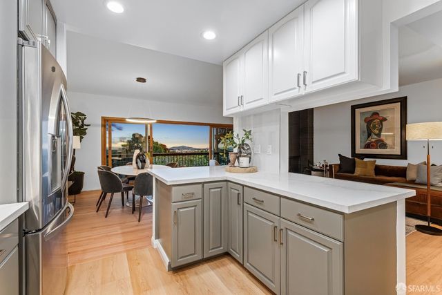 324 Noriega Street, San Francisco, CA 94122