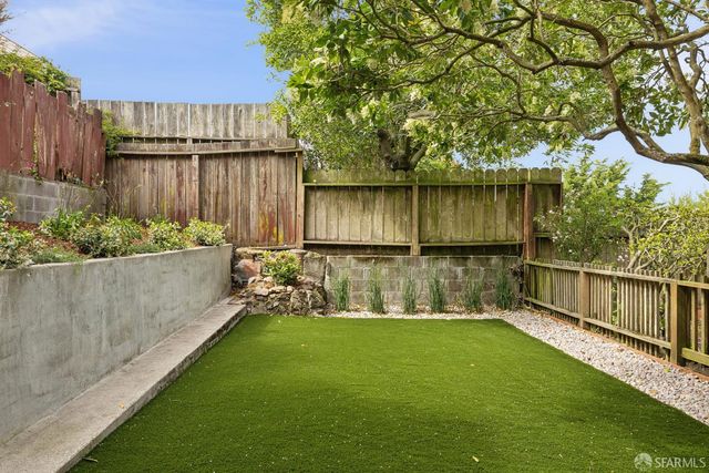 324 Noriega Street, San Francisco, CA 94122