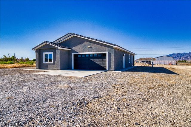 1501 Huracan Street, Pahrump, NV 89048
