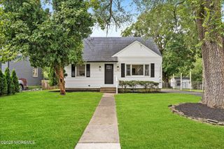 35 Waldron Road, Allentown, NJ 08501