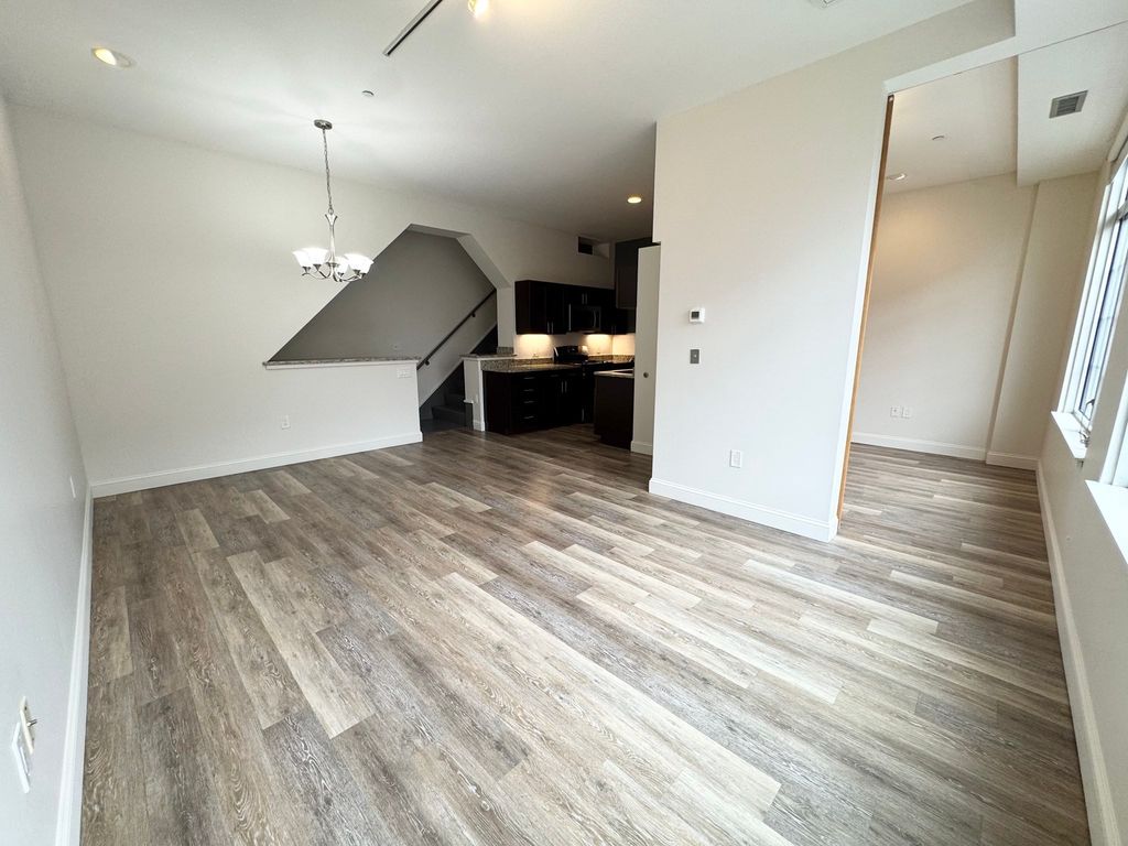 160 East Berkeley St 518, Boston, MA 02118