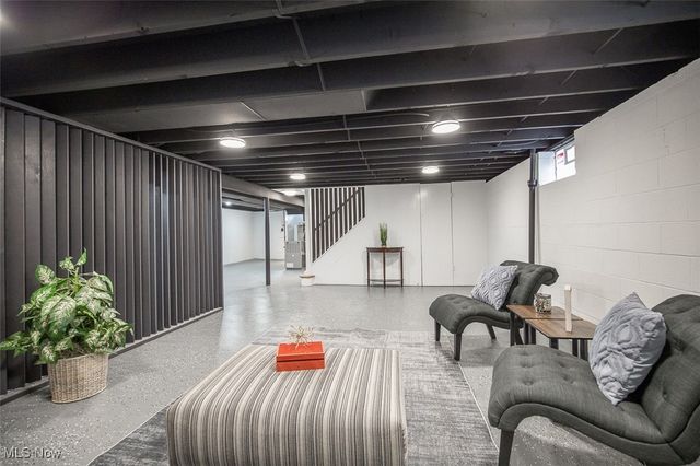 706 Archer Road, Bedford, OH 44146