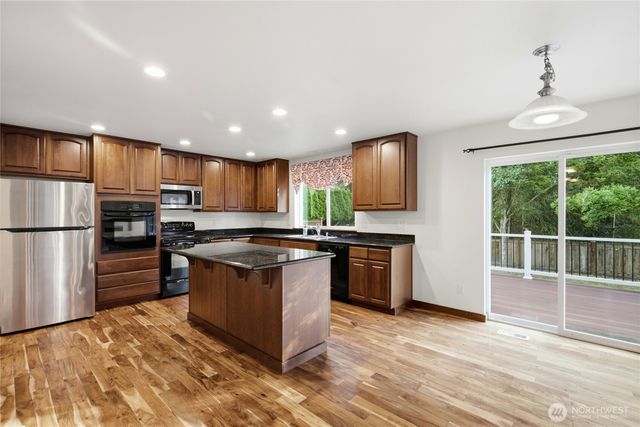 20122 194th Avenue E, Orting, WA 98360