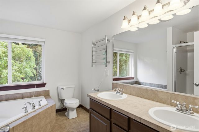 20122 194th Avenue E, Orting, WA 98360