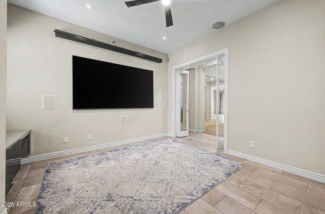 1681 S SUNSET Drive, Chandler, AZ 85286