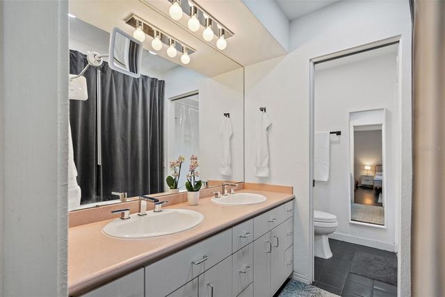 1400 88TH AVENUE N, St Petersburg, FL 33702