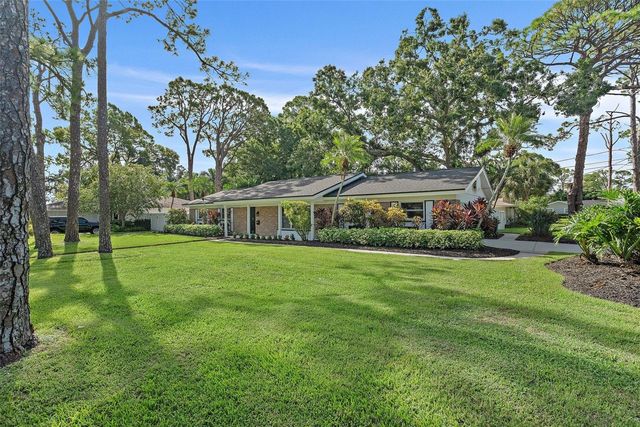 1400 88TH AVENUE N, St Petersburg, FL 33702