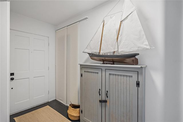 1400 88TH AVENUE N, St Petersburg, FL 33702