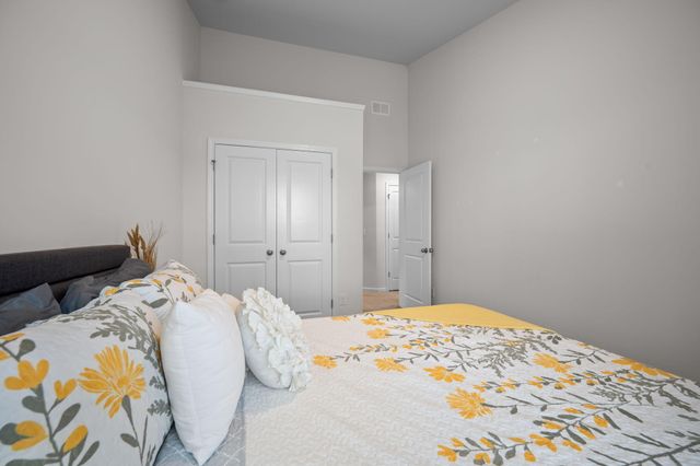 685 Hilchot Drive, Summerville, SC 29486