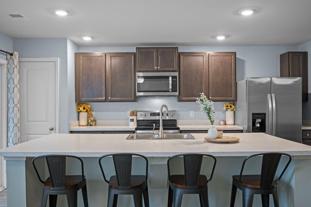 685 Hilchot Drive, Summerville, SC 29486