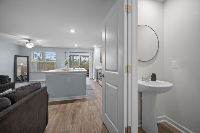 685 Hilchot Drive, Summerville, SC 29486