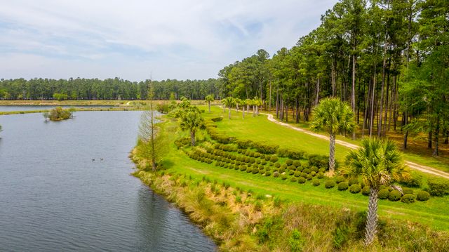 685 Hilchot Drive, Summerville, SC 29486