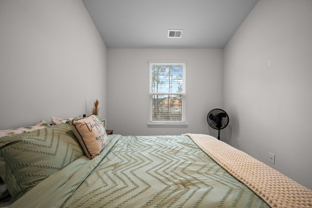 685 Hilchot Drive, Summerville, SC 29486