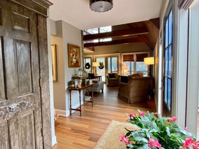 719 Pinecrest Drive, Huntington, WV 25705