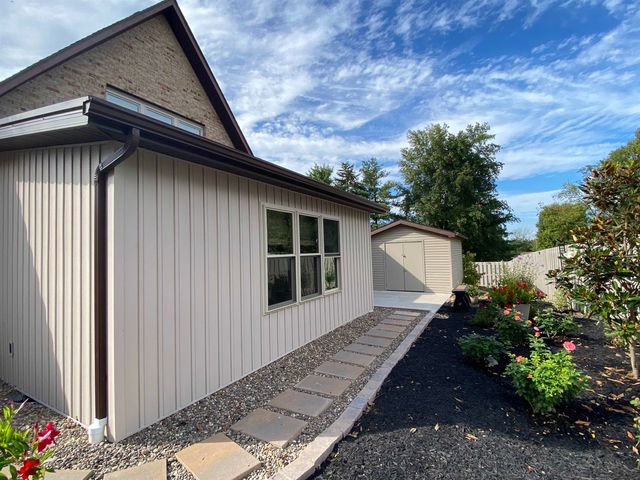 719 Pinecrest Drive, Huntington, WV 25705