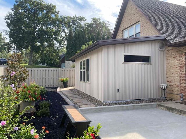 719 Pinecrest Drive, Huntington, WV 25705