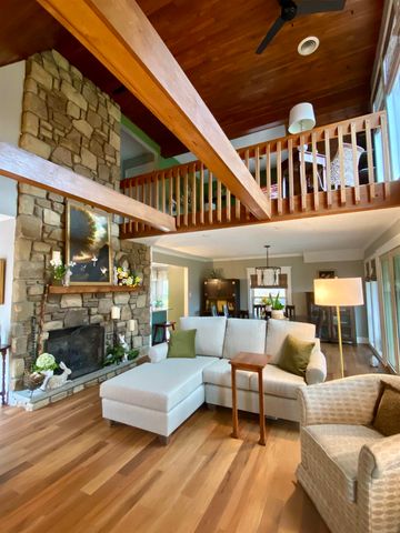 719 Pinecrest Drive, Huntington, WV 25705