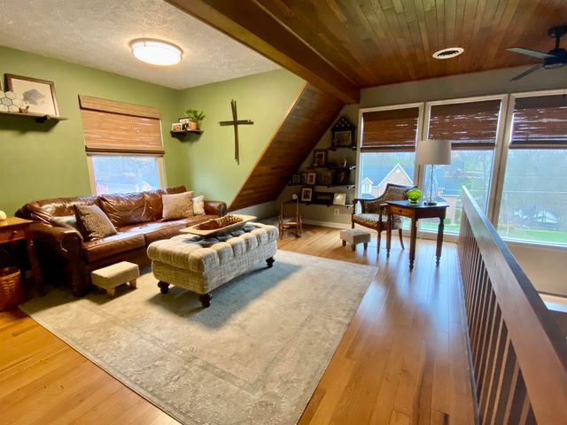 719 Pinecrest Drive, Huntington, WV 25705