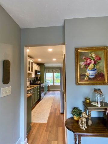 719 Pinecrest Drive, Huntington, WV 25705