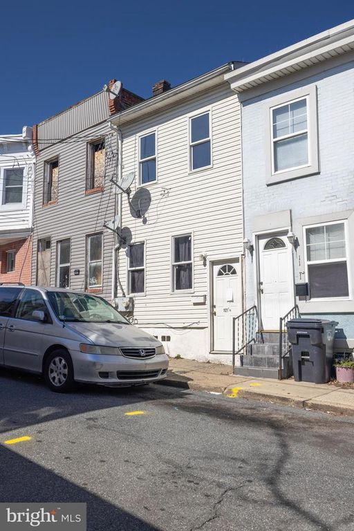 1121 1/2 PLEASANT STREET, Wilmington, DE 19805