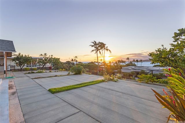243 Poipu Drive, Honolulu, HI 96825
