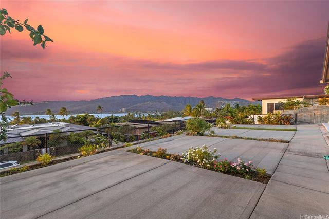 243 Poipu Drive, Honolulu, HI 96825
