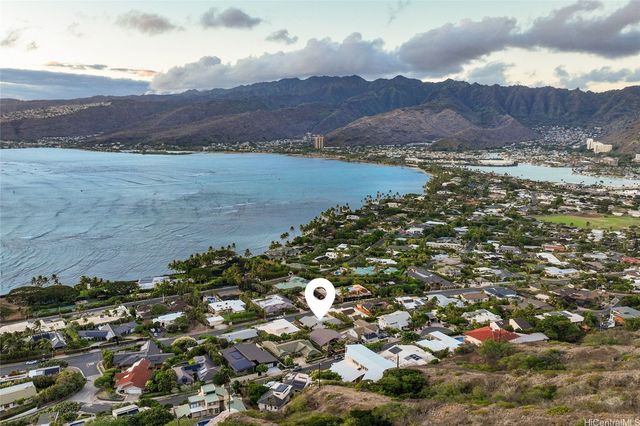 243 Poipu Drive, Honolulu, HI 96825