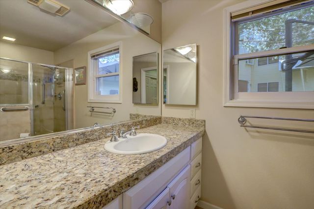 336 Bridge Way, Nevada City, CA 95959