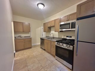 435 Walnut Ave 6, Boston, MA 02130