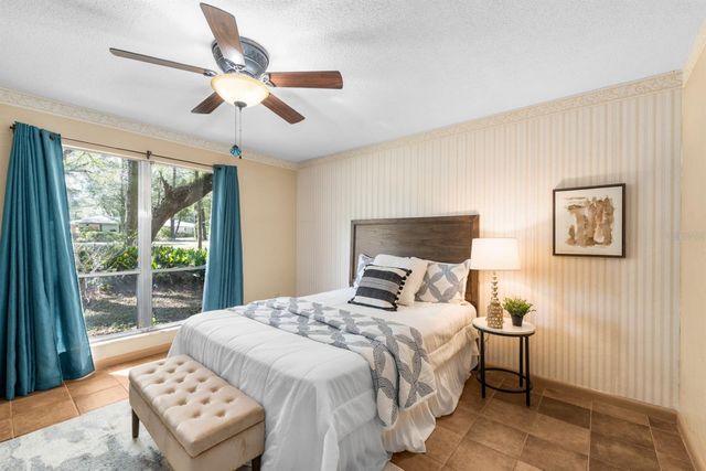 8118 SW 1ST PLACE, Gainesville, FL 32607