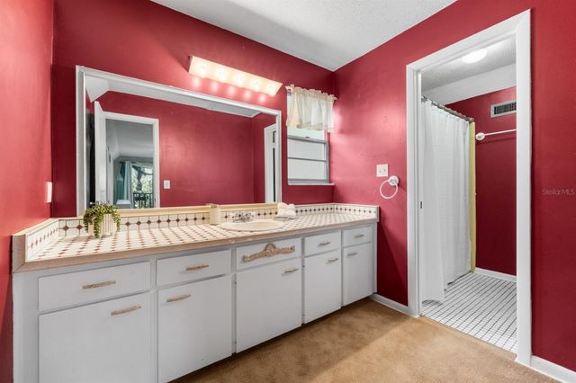 8118 SW 1ST PLACE, Gainesville, FL 32607