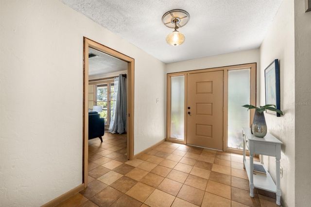 8118 SW 1ST PLACE, Gainesville, FL 32607