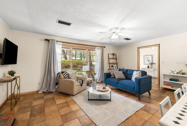 8118 SW 1ST PLACE, Gainesville, FL 32607