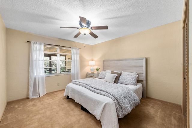 8118 SW 1ST PLACE, Gainesville, FL 32607