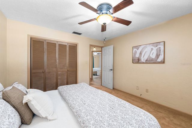 8118 SW 1ST PLACE, Gainesville, FL 32607