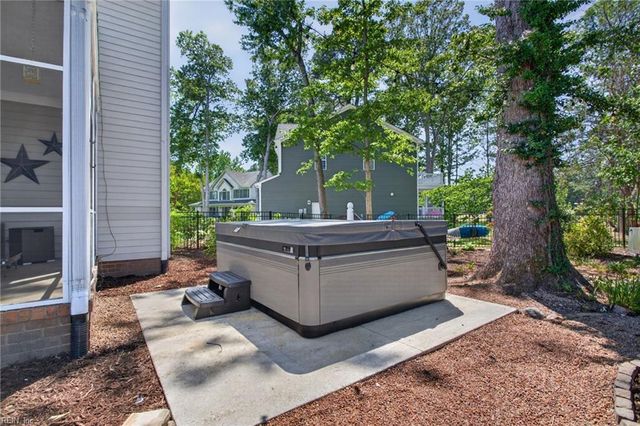 528 Belem DR, Chesapeake, VA 23322