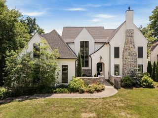 135 Alton Rd, Nashville, TN 37205