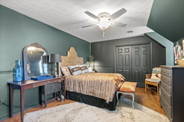 1100 Mill Rd, Dickson, TN 37055