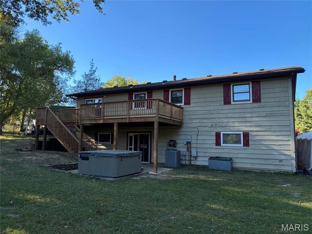 515 Nancy Court, Troy, IL 62294