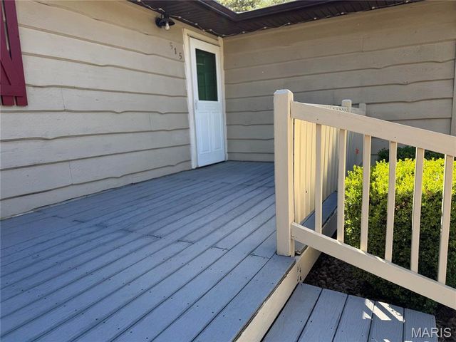 515 Nancy Court, Troy, IL 62294