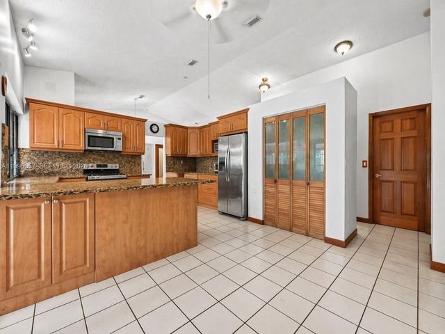 19990 SW 134th Ct, Miami, FL 33177