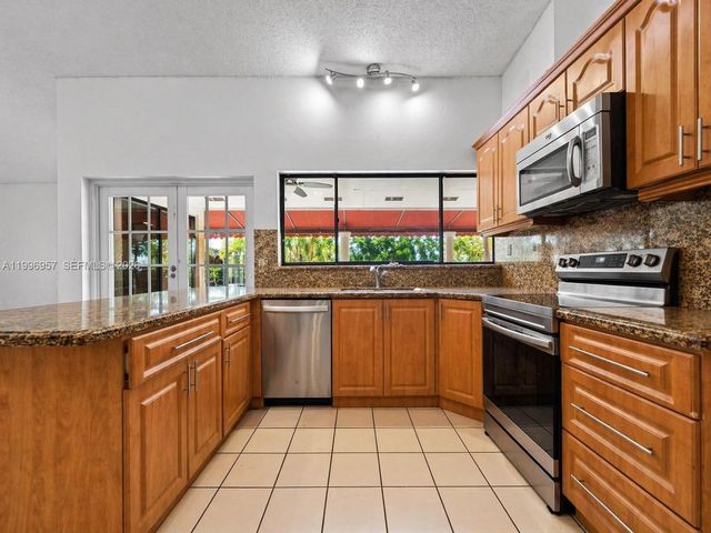 19990 SW 134th Ct, Miami, FL 33177