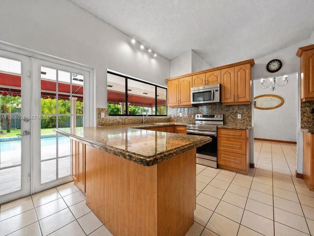 19990 SW 134th Ct, Miami, FL 33177