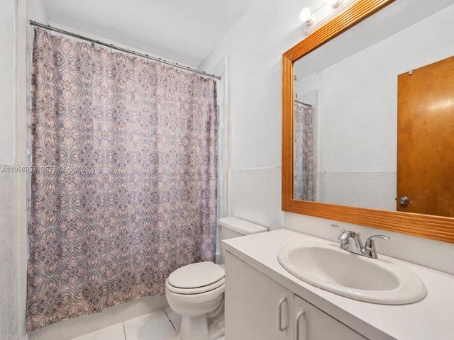 19990 SW 134th Ct, Miami, FL 33177