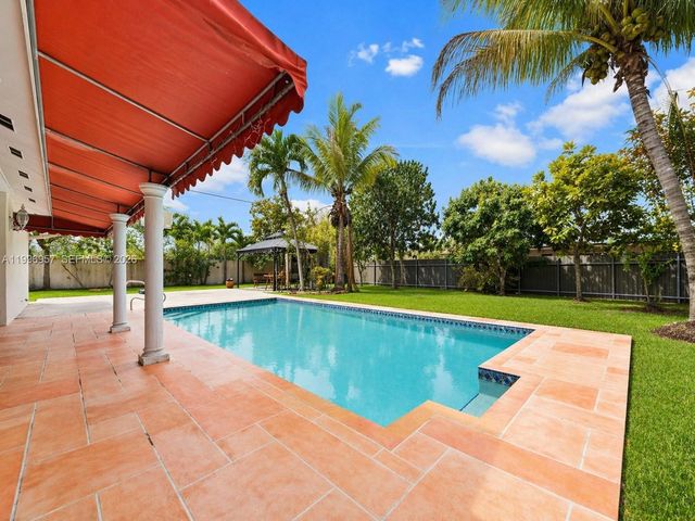 19990 SW 134th Ct, Miami, FL 33177