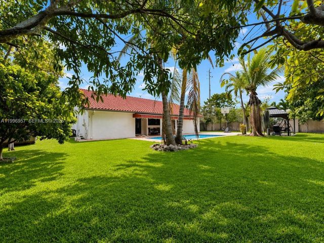 19990 SW 134th Ct, Miami, FL 33177