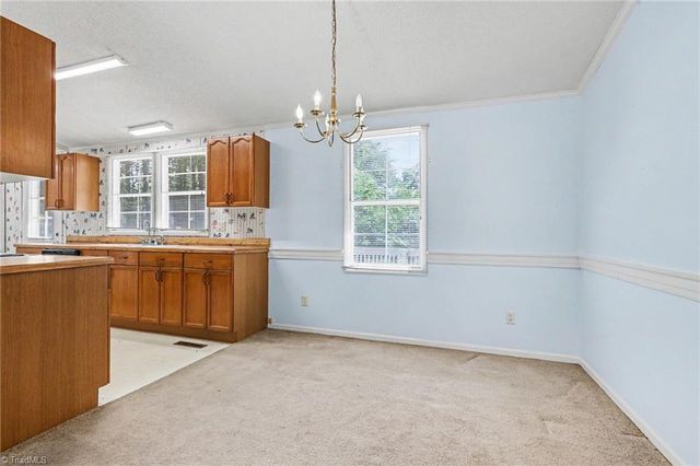 194 Pinehaven Drive, New London, NC 28127